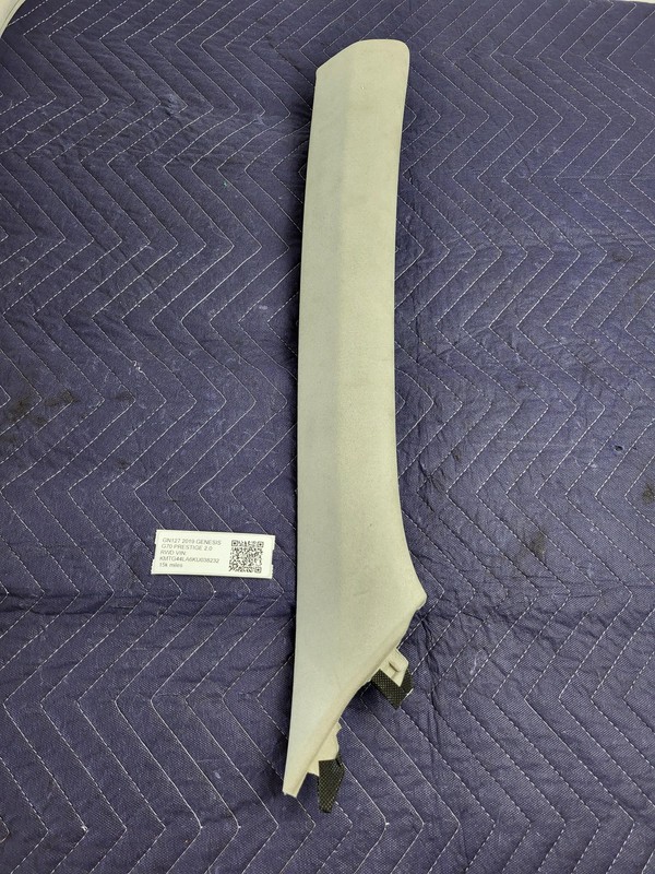 Used Oem GENESIS Front Right A Pillar Trim Panel 85820-G9000 for 2019-2021 G70