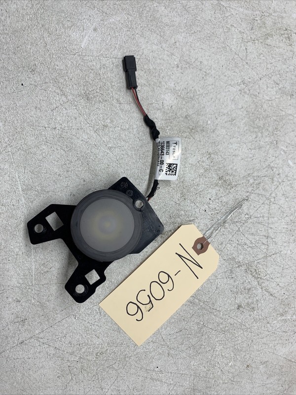 16 17 18 19 20 Tesla Model X Rear Left Falcon Door Sensor 6056 B61