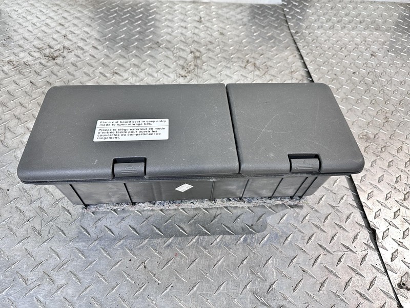 2005-2008 PATHFINDER 2ND RAW FLOOR STORAGE BIN COMPARTMENT NICE OEM