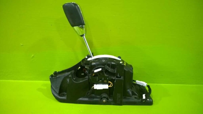 12-20 JOURNEY AT FLOOR TRANSMISSION GEAR SHIFT SHIFTER ASSEMBLY OEM 3374-41