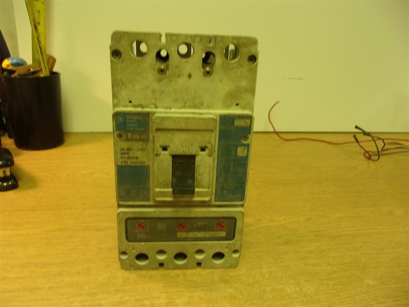 Westinghouse KDB325BW 250A 3P 60VAC Ser C Industrial Circuit Breaker