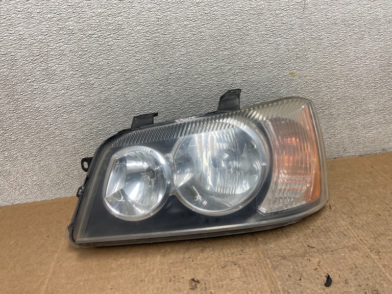 2001 2002 2003 Toyota Highlander Headlight Left Driver LH Side AA3860 DW