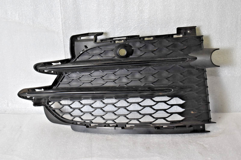 MERCEDES-BENZ GLS X167 Front Right Lower Bumper Grille A1678852606
