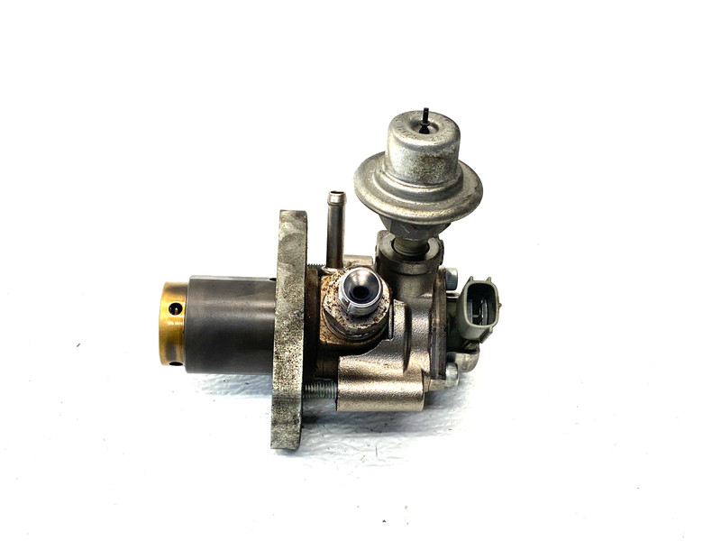 13-17 LEXUS LS460 LEFT SIDE HIGH PRESSURE ENGINE FUEL INJECTOR PUMP OEM A0.46