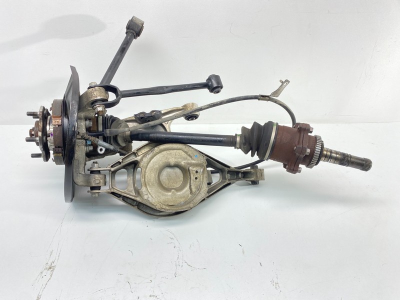 07-15 Infiniti G35 G37 Q40 RWD Rear Left Suspension Knuckle Spindle Shaft OEM✅