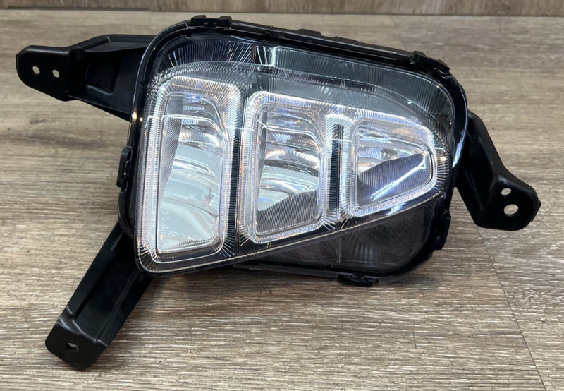 2016-2018 KIA OPTIMA FOG LAMP FRONT LH OEM PART# 92201-D5000