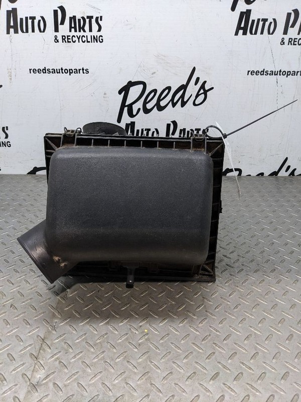 Air Cleaner 3.7L Fits 08-12 LIBERTY 1145252