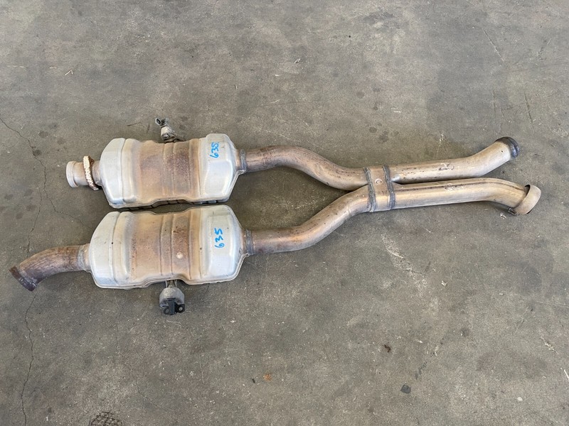 2007-2012 MERCEDES GL450 FRONT EXHAUST RESONATOR SILENCER MUFFLER OEM LOT635
