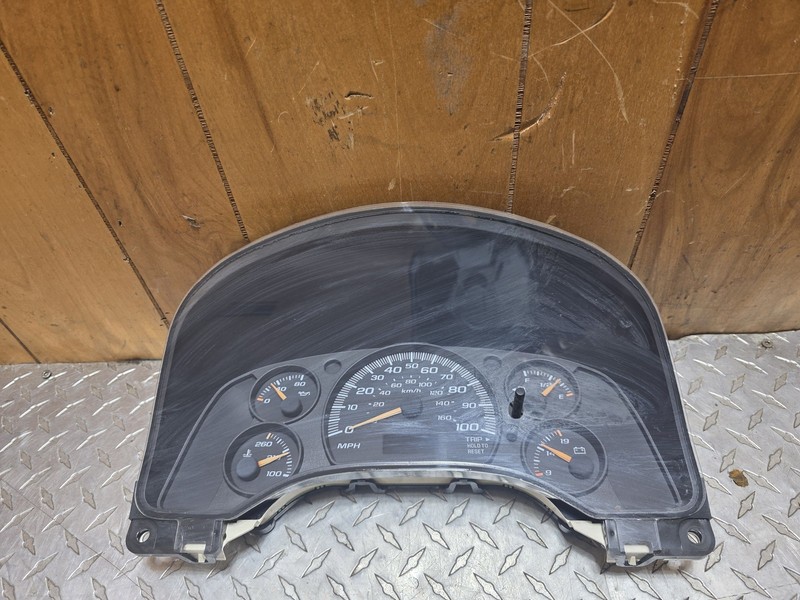 2003 Chevrolet Express Van 204K Speedometer Assembly Oem Tested