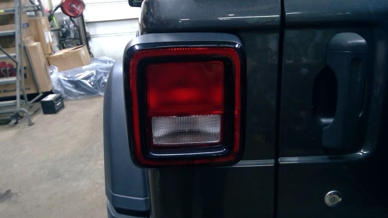 Driver Tail Light Incandescent Fits 18-25 WRANGLER 1781260