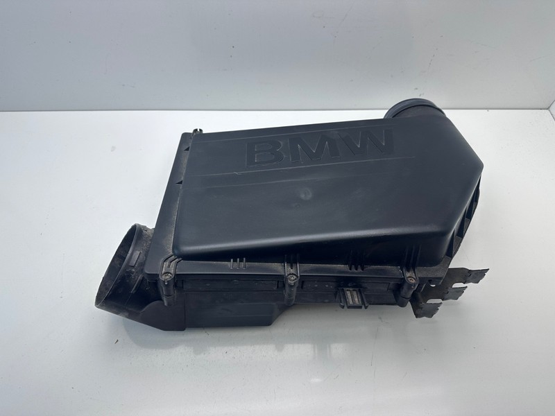 2014-2018 BMW X5 X6 N55 Air Cleaner Filter Box Housing 13717583713 OEM Used