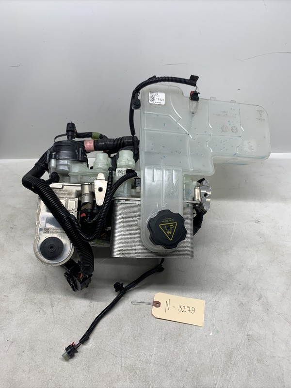 2022 Tesla X/S Long Range Plaid Super Beam Thermal Assembly 1790116 3279 S18