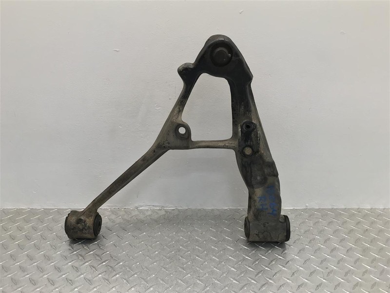 99-10 SILVERADO SIERRA 2500 4X4 FRONT PASSENGER RIGHT LOWER CONTROL ARM OEM