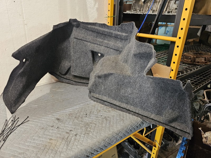 1998 FORD Taurus Left Trunk Carpet