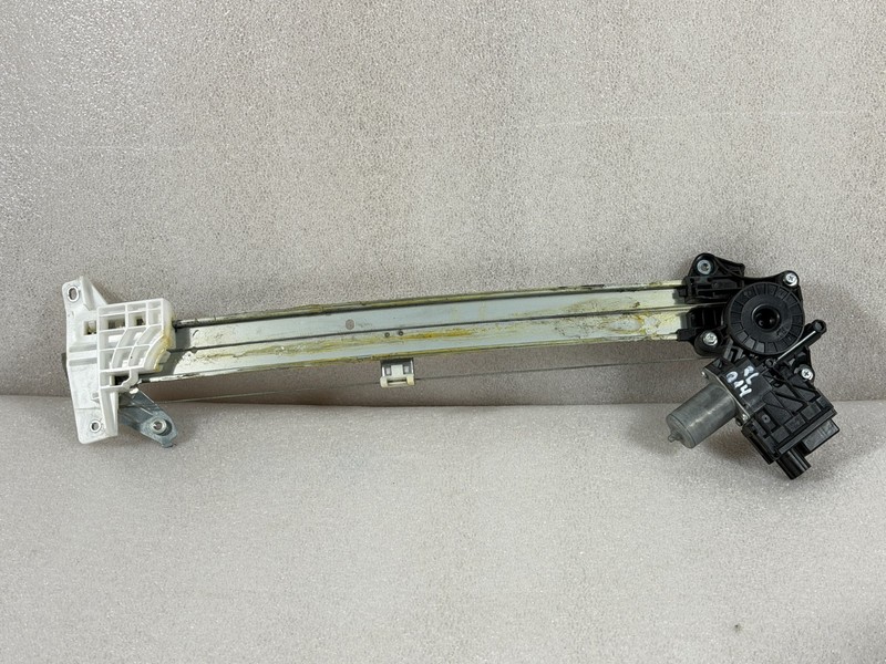 2022 2023 SUBARU WRX REAR LEFT DOOR WINDOW REGULATOR W/ MOTOR OEM 62188VC010