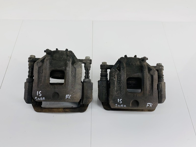 14-15 KIA SORENTO FWD FRONT RIGHT & LEFT SIDE ABS BRAKE CALIPER SET OF 2 OEM