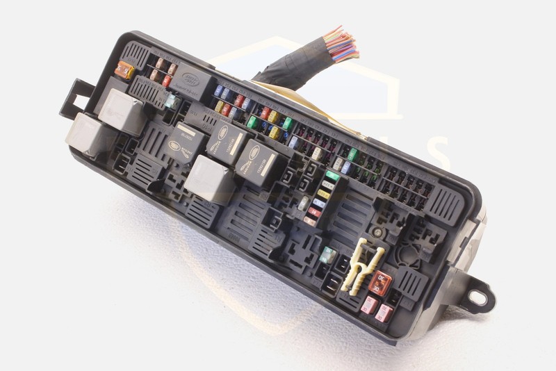 RANGE ROVER 13-20 REAR UPPER RIGHT FUSE BOX RELAY BLOCK LUGGAGE COMPARTMENT OEM