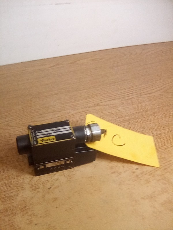 Parker D1RW20HVYF40 Solenoid Valve