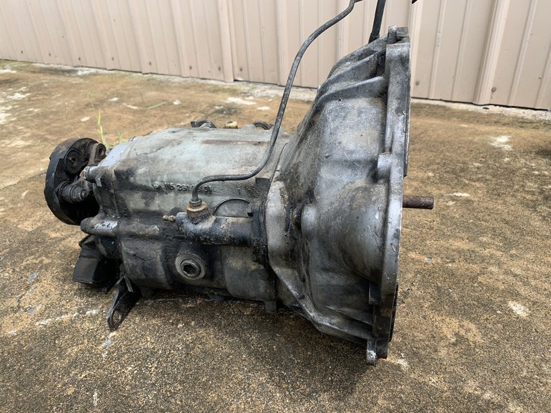Mercedes Benz W114 Manual Transmission Gear Box 1152610801 W115 230 220D 220 D