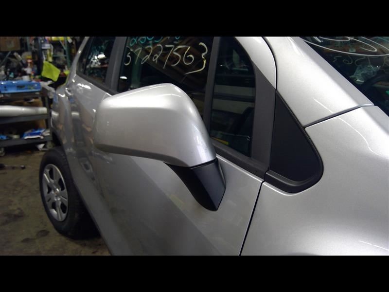 Passenger Side View Mirror Power Non-heated Fits 15-16 TRAX 1185242