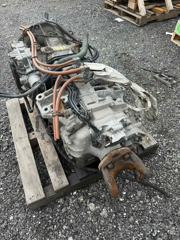 2017 Freightliner cascades. Auto Transmision. DT12 DA