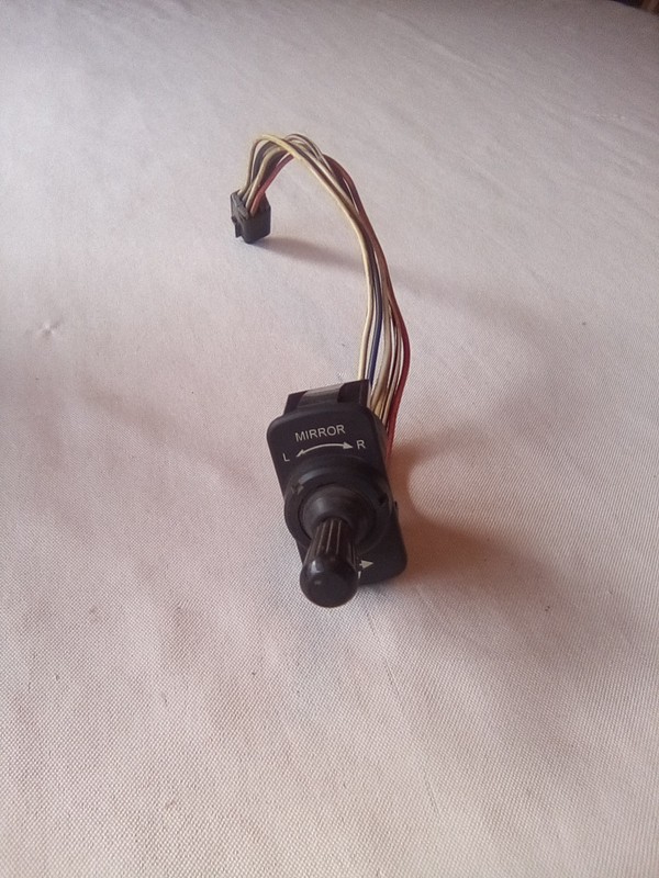 Mack Mirror Adjust Switch 2210, 4260G