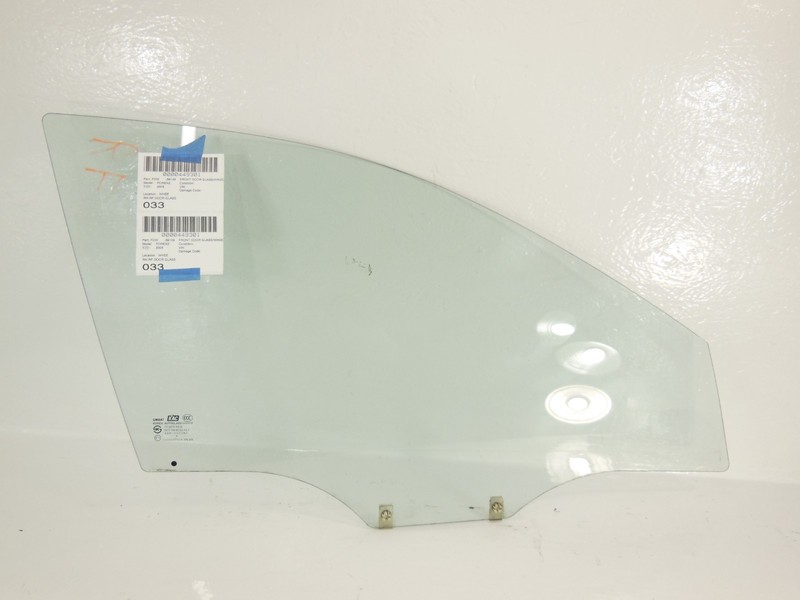 2004-2008 Suzuki Forenza Front Door Window Glass Passenger Right OEM Reno