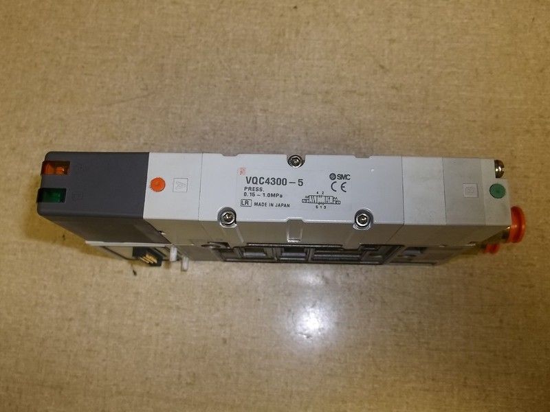 SMC VQC4300-5 Pneumatic Solenoid Valve *FREE SHIPPING*