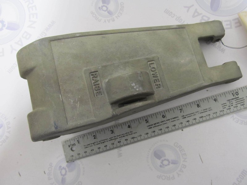 0123088 123088 OMC Evinrude Johnson Upper Pivot & Tilt Release Housing NLA