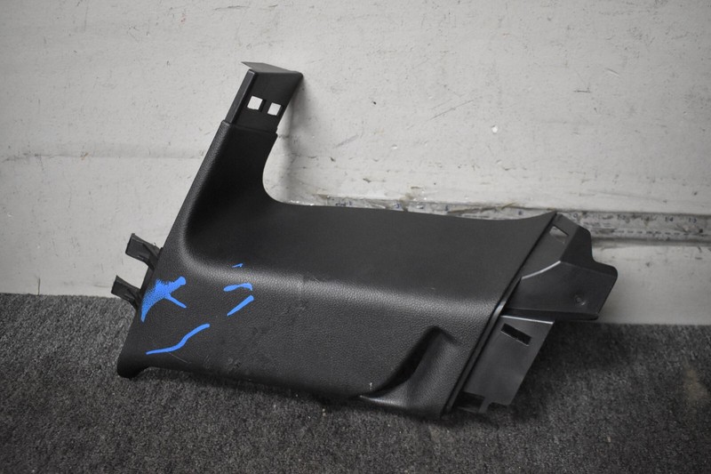 2016-2021 JEEP GRAND CHEROKEE LIMITED C PILLAR MOLDING RIGHT SIDE FACTORY OEM