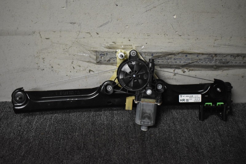 2017-2022 PORSCHE PANAMERA 4 WINDOW REGULATOR REAR RIGHT SIDE FACTORY OEM
