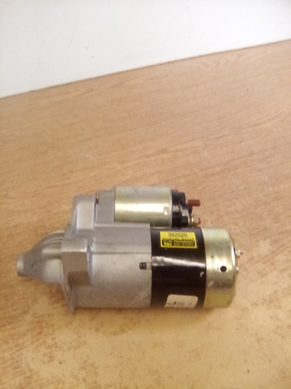 Valeo 392525 Starter 12V
