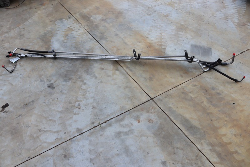 2019-2023 VOLVO VNL 860 D13 HEATER SUPPLY & RETURN BUNK HOSE PIPE TUBE LINE OEM