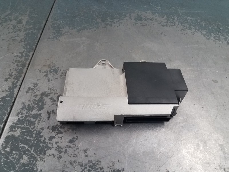 2015 Porsche 911 Turbo S 991 Bose Amplifier Amp #0222 LL6
