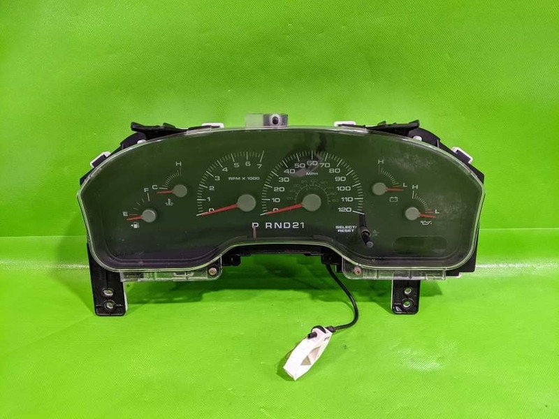 03 EXPEDITION SPEEDOMETER CLUSTER 340K MILES OEM 4568-1