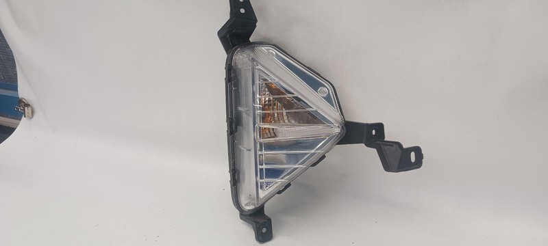 19-'20 HYUNDAI ELANTRA 2.0L Right passenger turn signal OEM Grade A!