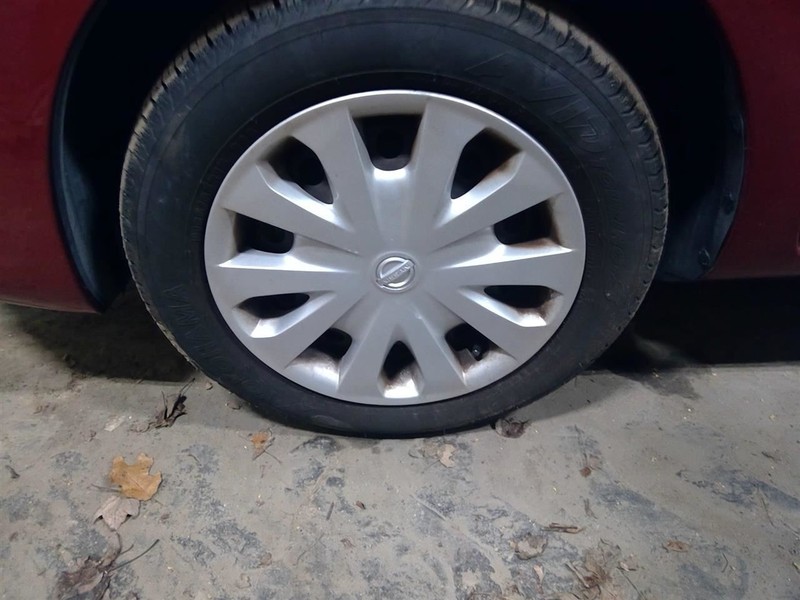 Wheel Cover HubCap 15" Sedan Fits 12-19 VERSA 1760373