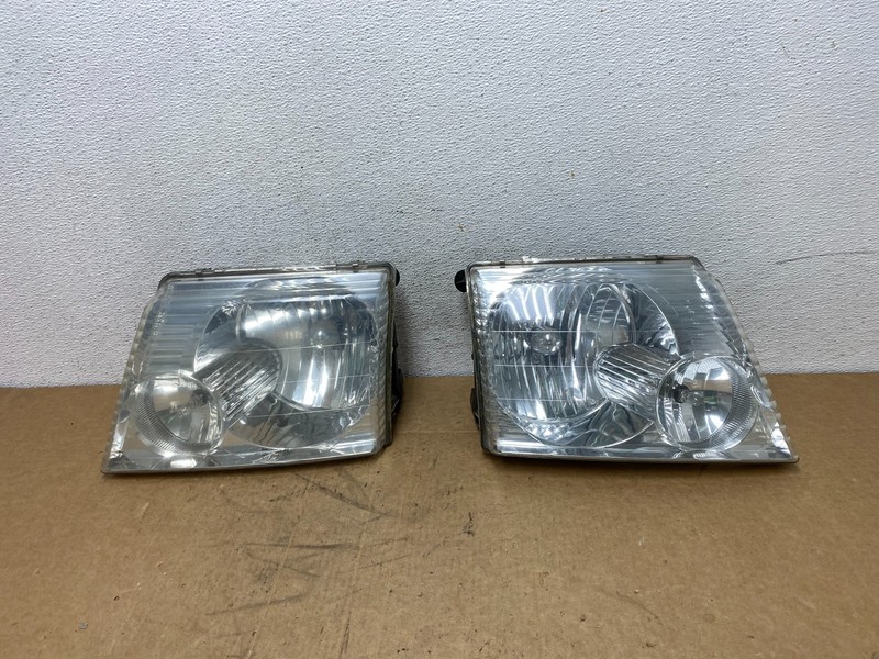 2006 2007 2008 2009 2010 Ford Explorer Left+Right Set Headlights Oem AD6335 DG
