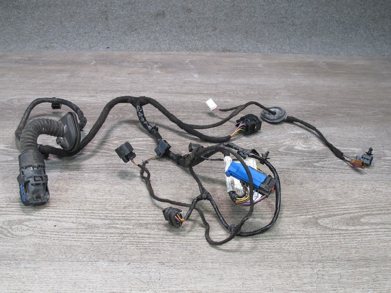 2017-2020 MASERATI LEVANTE M161 FRONT RIGHT DOOR WIRE WIRING HARNESS 6700334030