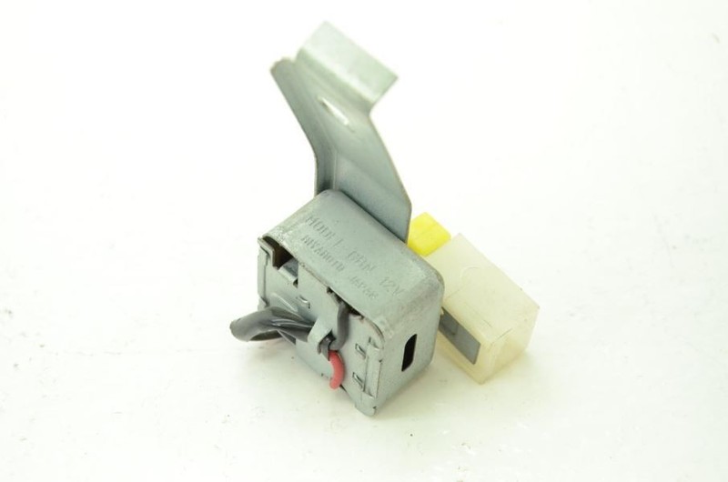 1984-1986 Nissan 300ZX Z31 2+2 Buzzer Module 24841 01P00