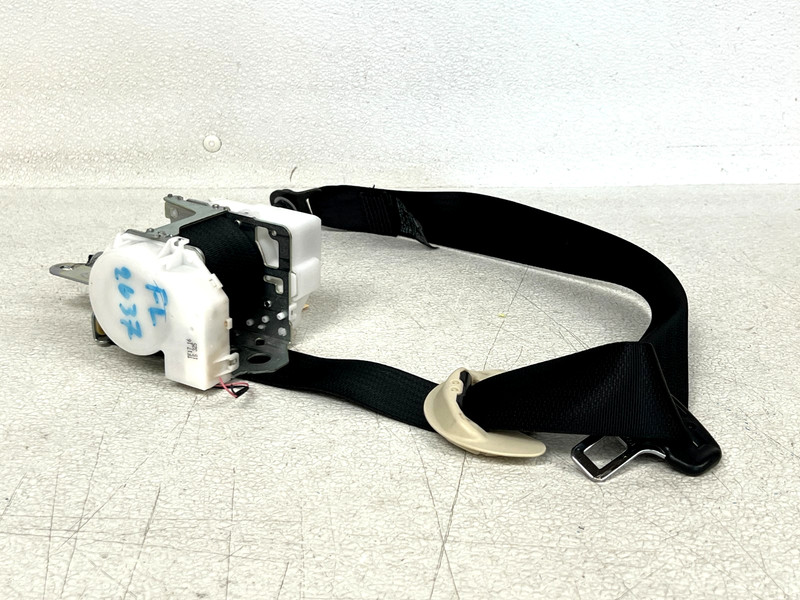 ⭐2015-2021 LEXUS NX200T FRONT LEFT DRIVER SIDE SEAT BELT RETRACTOR OEM LOT2637