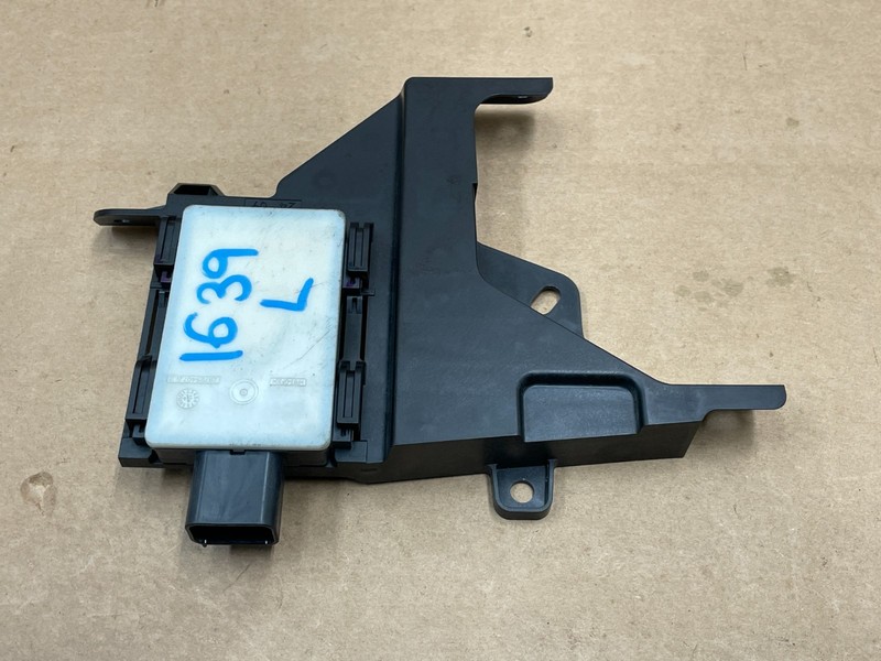 2025 25 Kia K4 Rear Left Driver Blindspot Distance Radar Sensor Bracket 1639 OEM