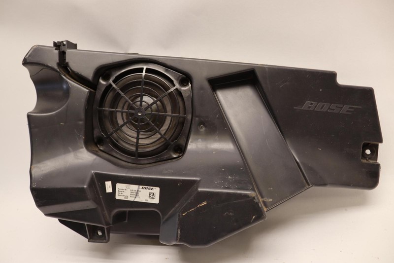 2009-2015 AUDI TT COUPE REAR LEFT SPEAKER AUDIO SUBWOOFER BASS BOSE OEM
