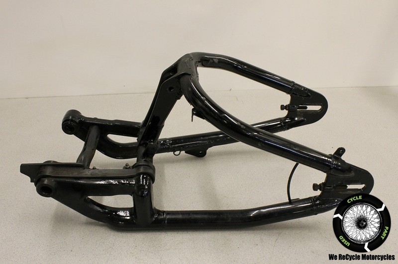 1988 HONDA VT 600 C SHADOW REAR SWING ARM WITH CHAIN SLIDER GUIDE VT600 88