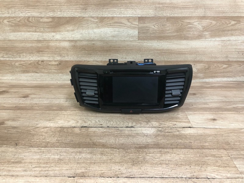HONDA ACCORD OEM FRONT RADIO STEREO TOUCH SCREEN HEADUNIT MONITOR 2016-2017