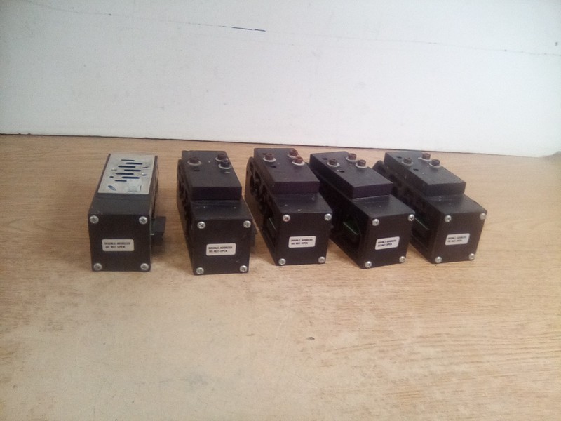 Lot Of 5 Parker Ross Solenoid Sub Base Manifold