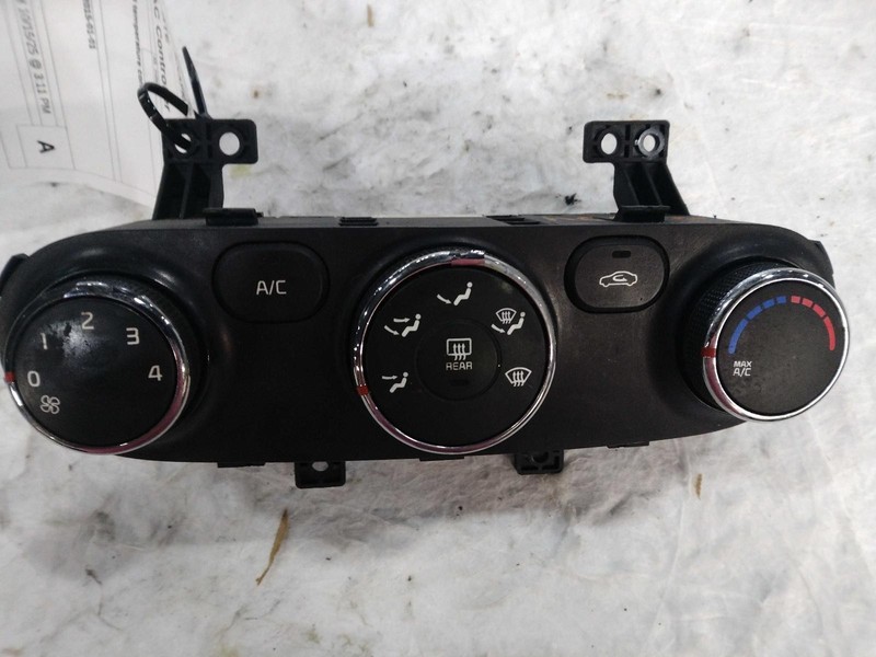Used A/C Selector Switch fits: 2015 Kia Forte Sdn manual temperature control Gra