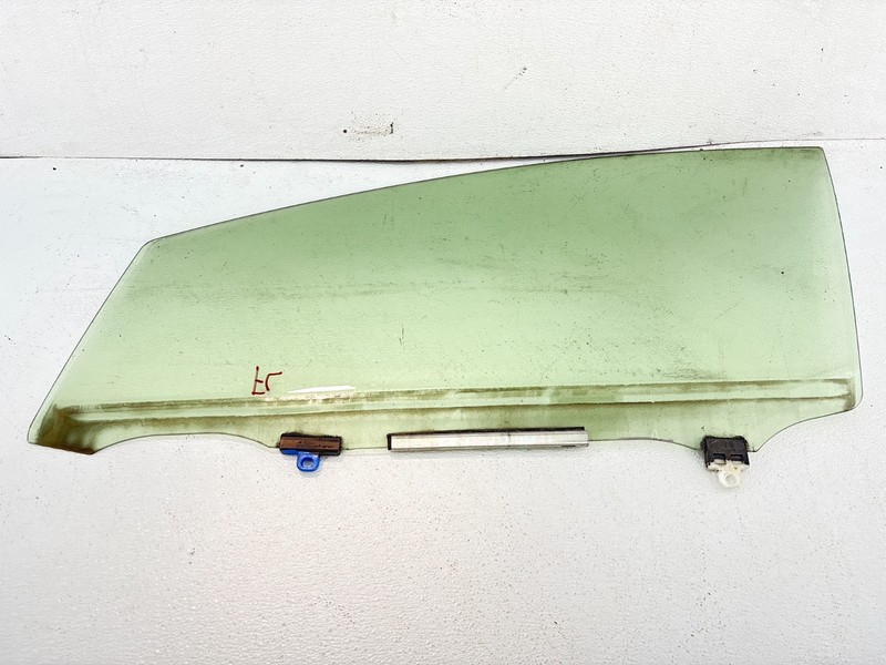 2010 - 2015 Toyota Prius Front Left LH Driver Door Glass Window OEM