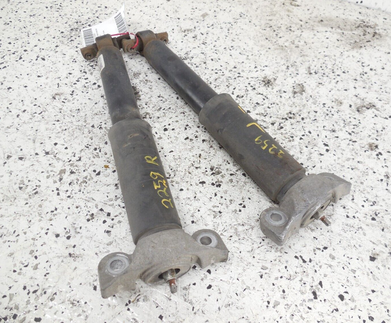2019 19 Ford Mustang Rear Shock Absorber Driver Left Passenger Right Pair OEM