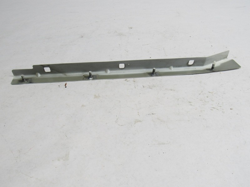 10-20 Bentley Mulsanne 2012 Front Right Fender Plate Bracket Mount @1
